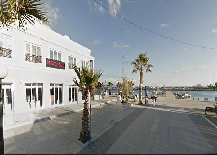 Cleopatra Superior 3*