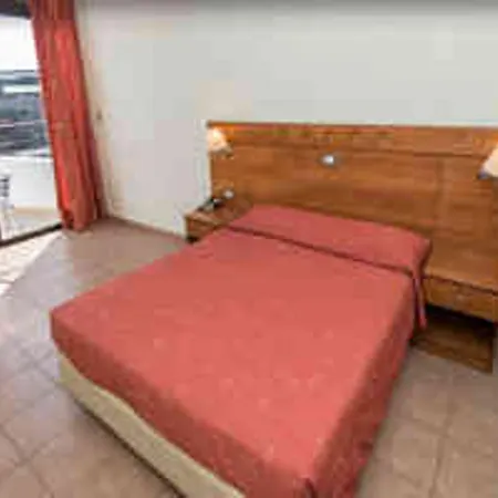 Cleopatra Superior Hotell 3*