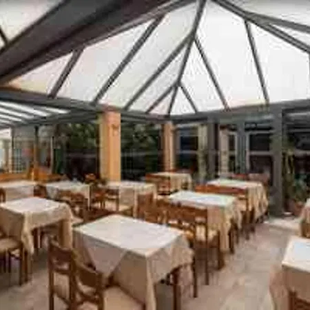 Cleopatra Superior Szálloda