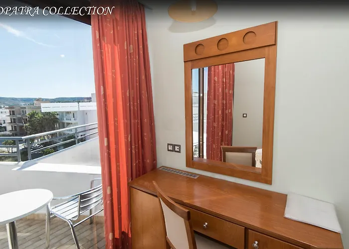 Szálloda Cleopatra Superior 3*